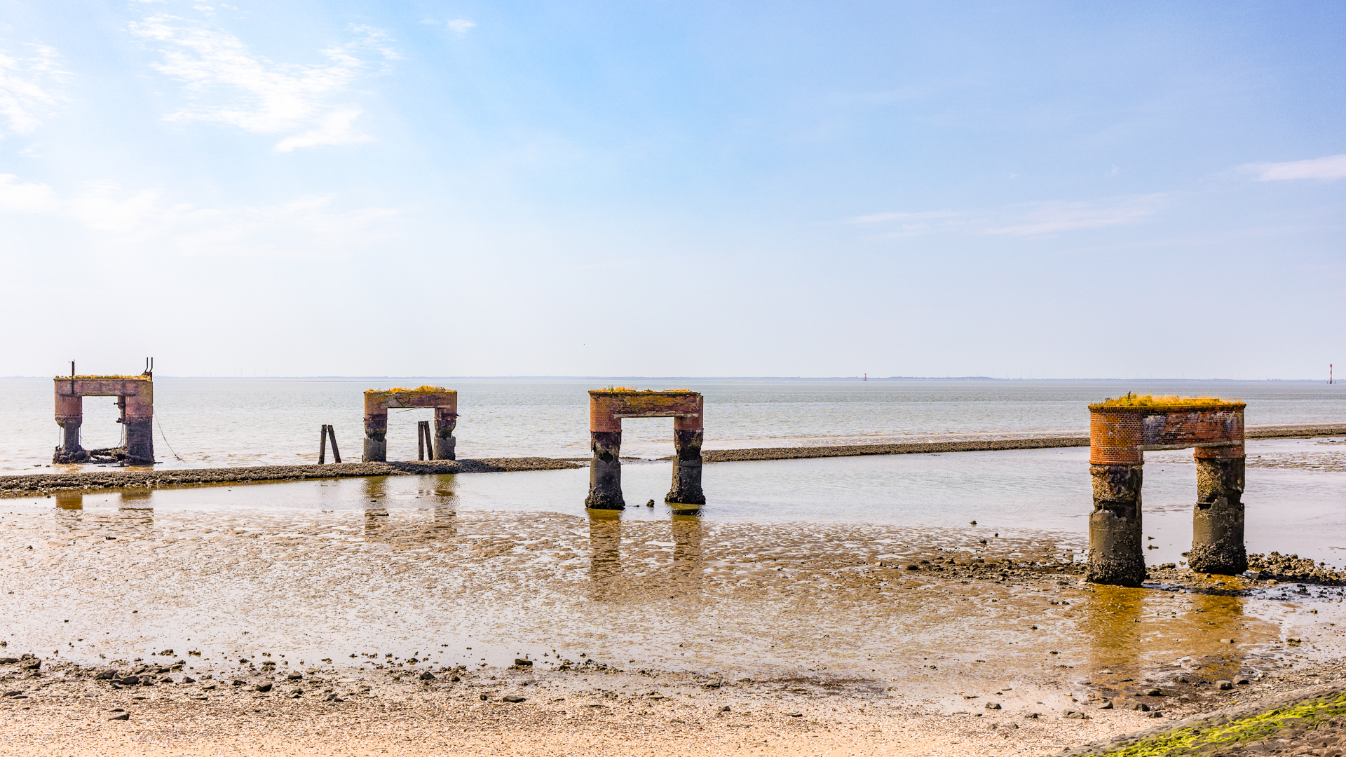 Alter Anleger, Eckwarderhörne